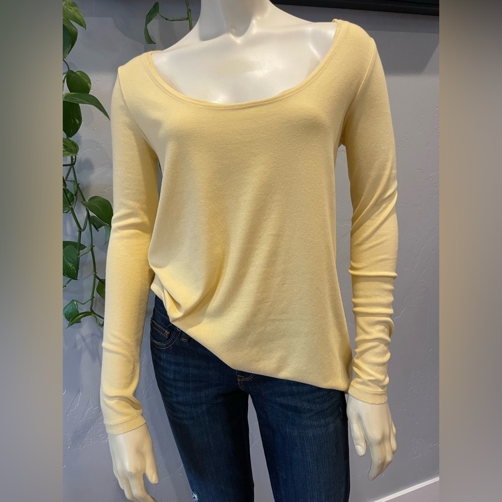 Cotton and Moel blend scoop neck, long sleeve Yellow Top size S